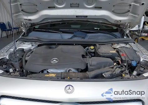 2015 Mercedes-Benz Gla 250 z USA, uszkodzony, nr VIN WDCTG4EB2FJ183151